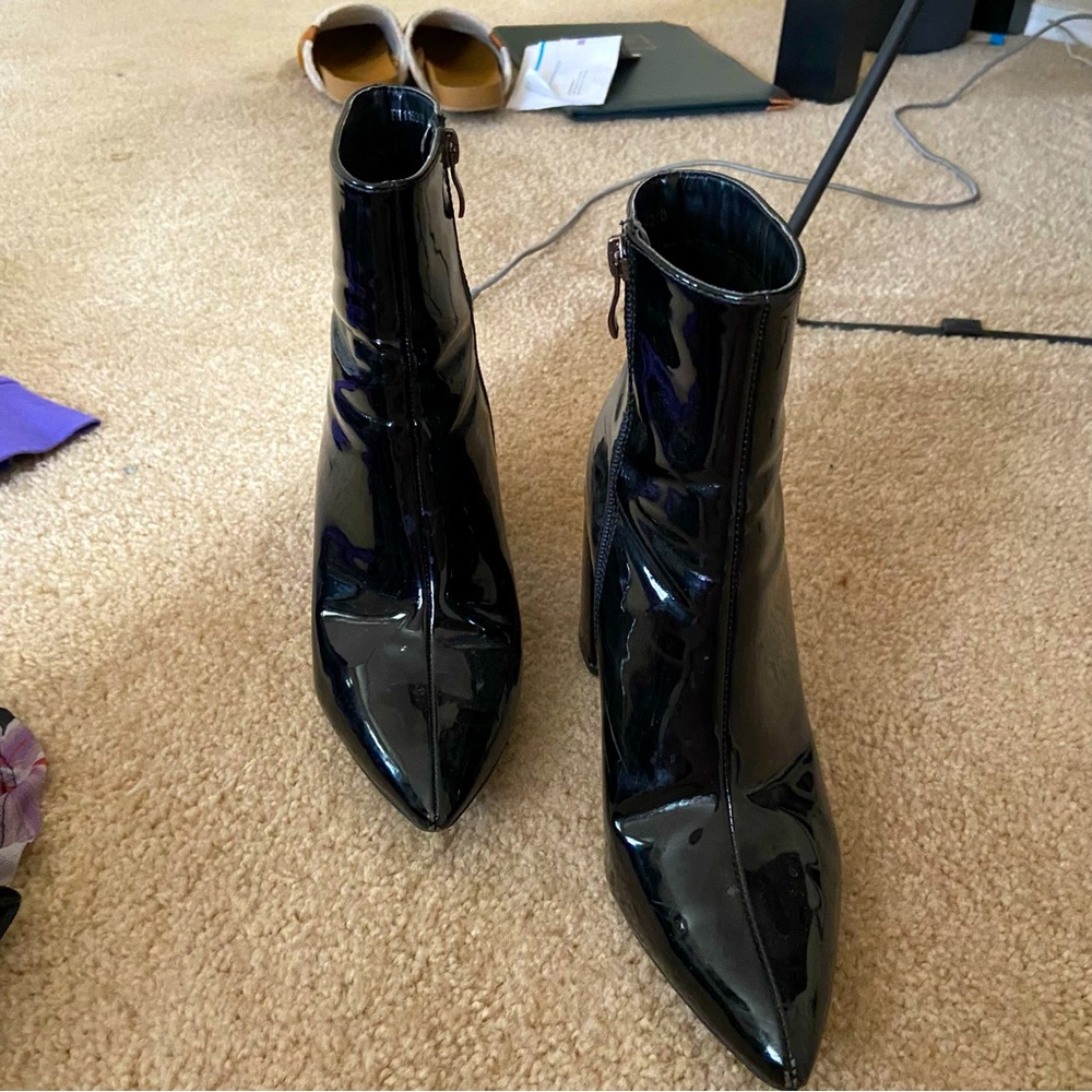 Patent leather black boots